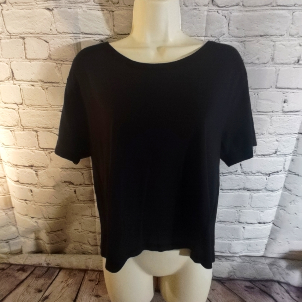 TNA Scoop Neck Black Top Med